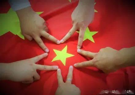 探秘吉鹿力问答社区,解锁aj黑脚趾(黑红)脚后跟有这个标签是不是真的的知识秘密